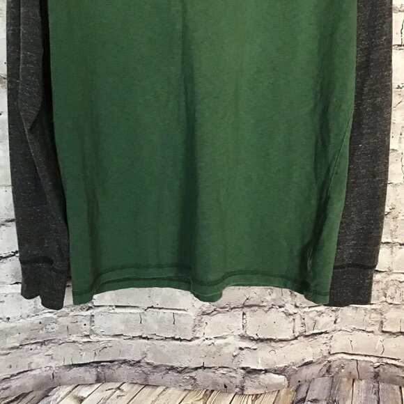 American Eagle Men's Distressed Long Sleeve T-shirt - Picture 5 of 8